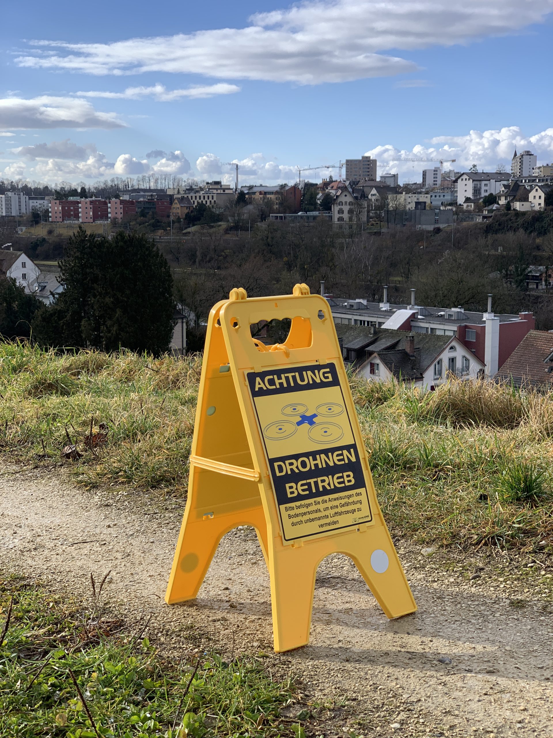 Aufsteller - Achtung Drohnenbetrieb